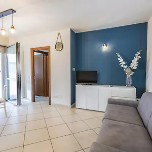 La Rocca Home, Bilocale Con Giardino A Appartamento Forlì