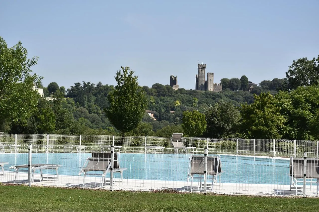 Country house Agriturismo Gian Galeazzo Visconti Guest House Valeggio sul Mincio Italy